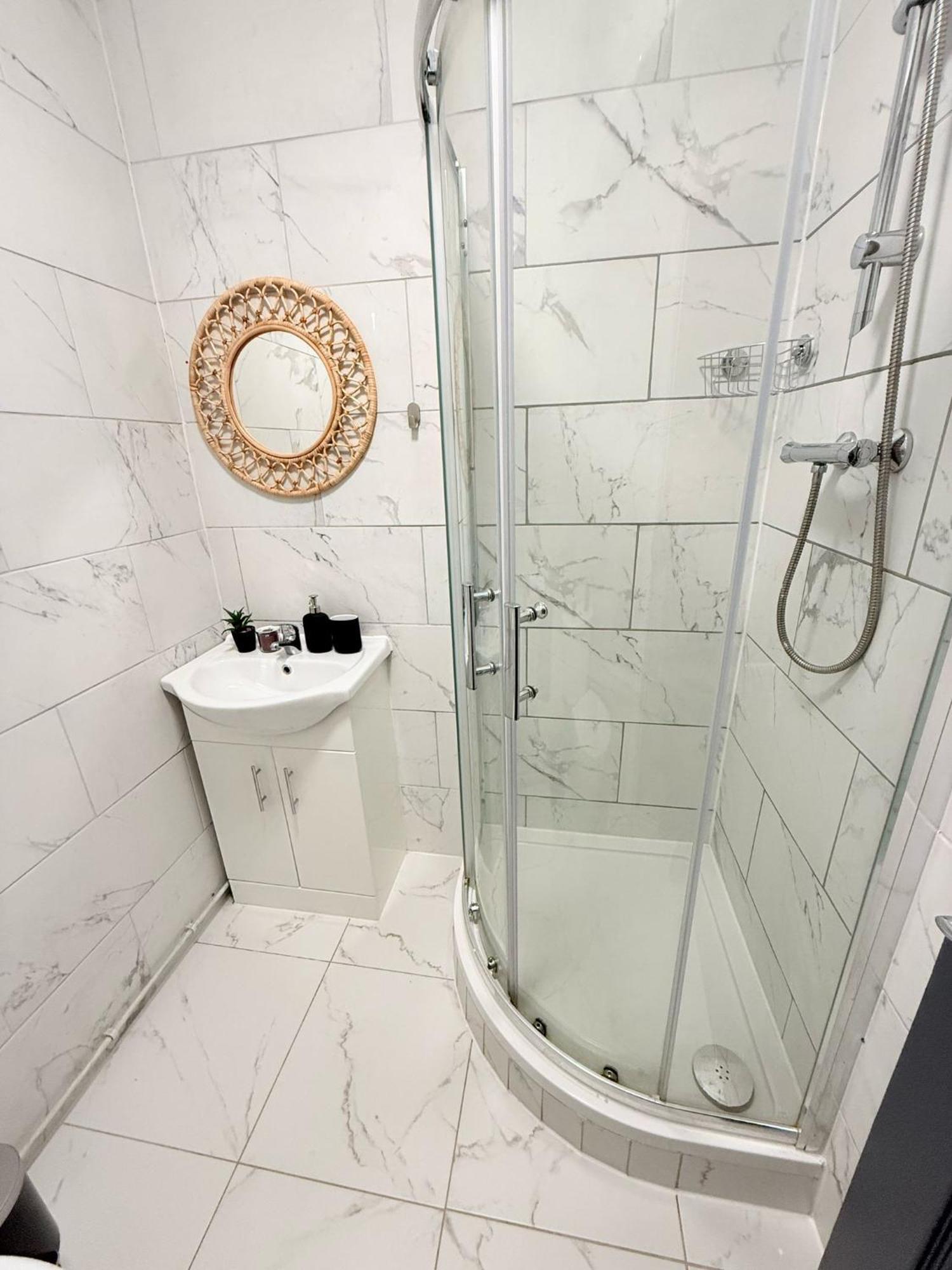 Tottenham En Suites Guest Rooms Londen Buitenkant foto